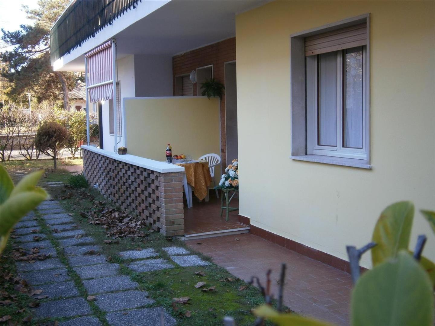 Glicini Lägenhet Bibione Exteriör bild